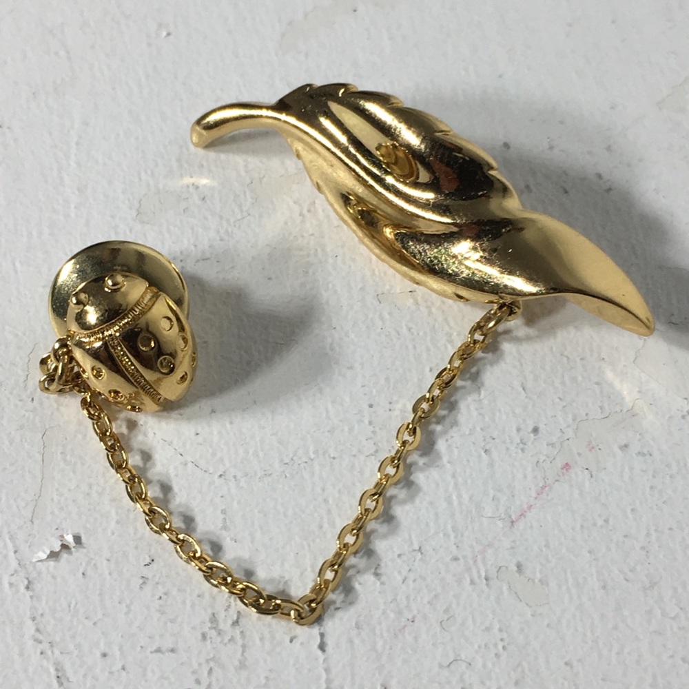 Vintage Monet Gold Tone Ladybug Brooch / Pin